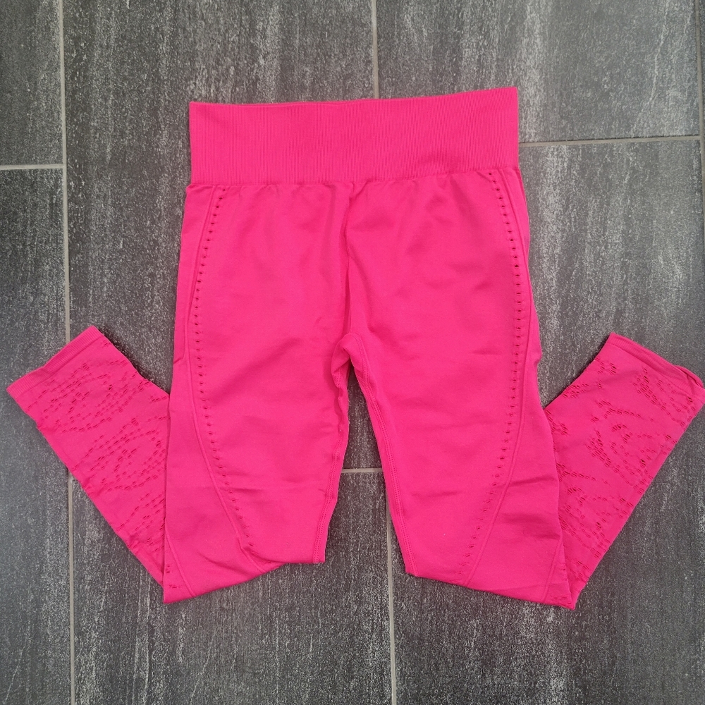 Stretch Hot Pink Laser Cut Design Capri Leggings
